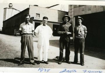 Java Farm dairymen 1939